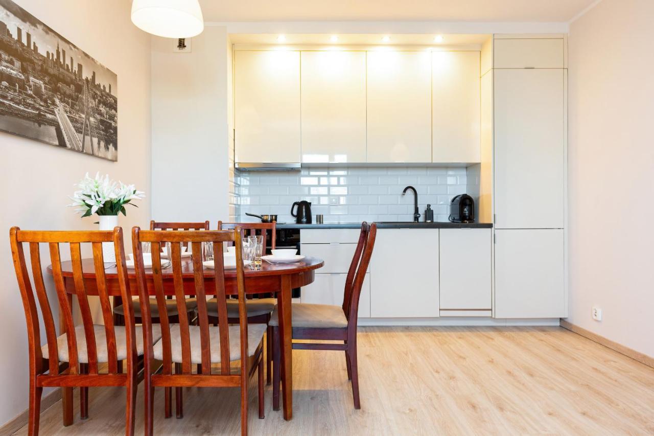 Apartamenty Bliska Praga By Noclegi Renters Варшава Экстерьер фото