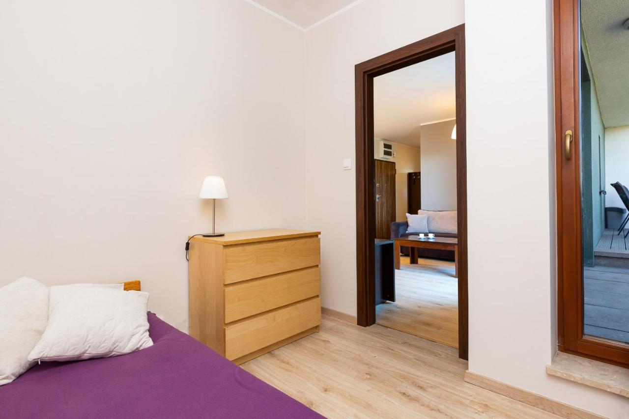 Apartamenty Bliska Praga By Noclegi Renters Варшава Экстерьер фото